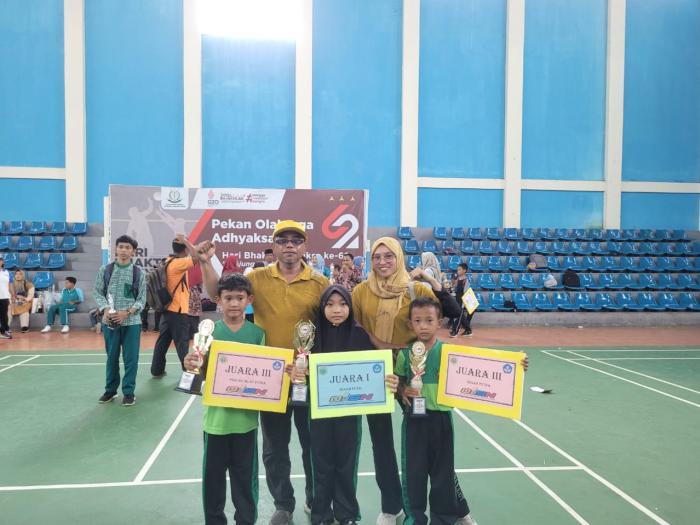 MIN 2 TANJAB TIMUR RAIH PRESTASI GEMILANG DI O2SN FLS2N