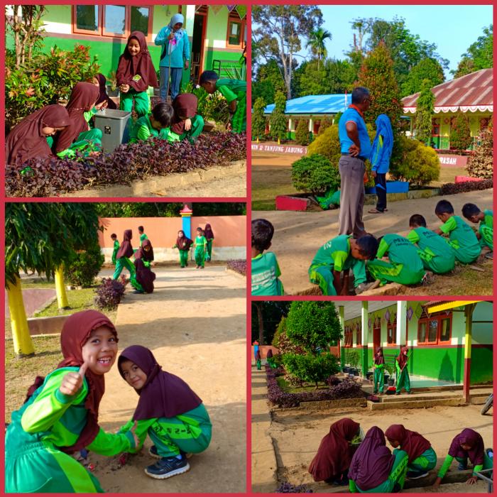 Semangat Pagi dengan Bergotong Royong Membersihkan Lingkungan Madrasah