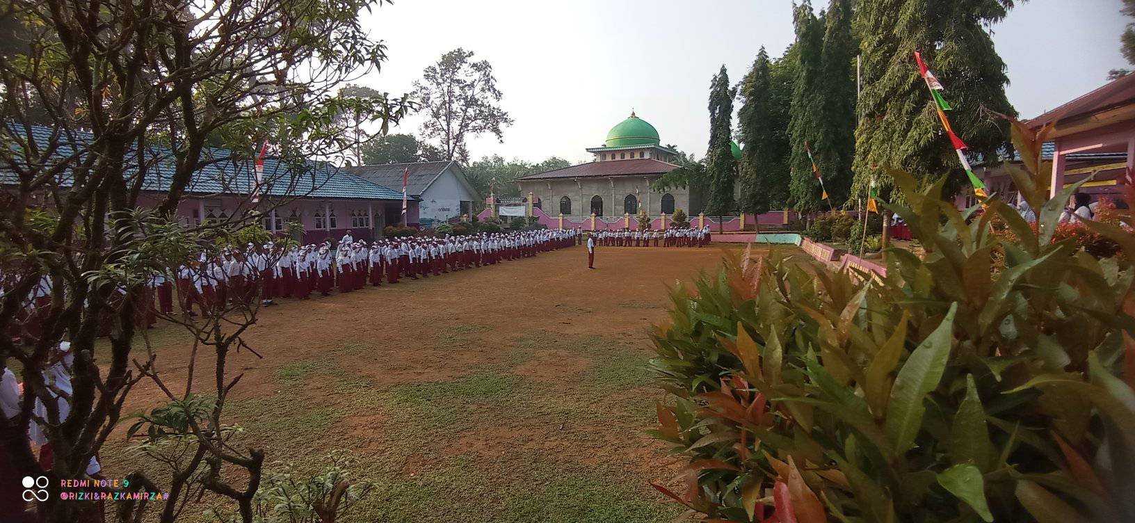 Mauidzatul Hasanah, S.Pd : Jadikan Kawan Sebagai Mitra Belajar