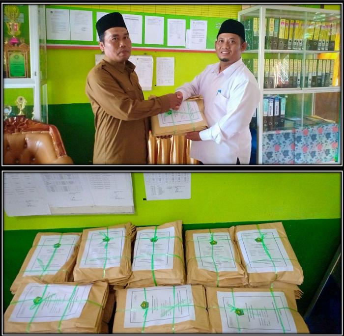 Ketua K3MI Wilayah Barat Serah terima Naskah Soal Ujian Akhir Madrasah (UAM) Tahun Pelajaran 2018/2019 