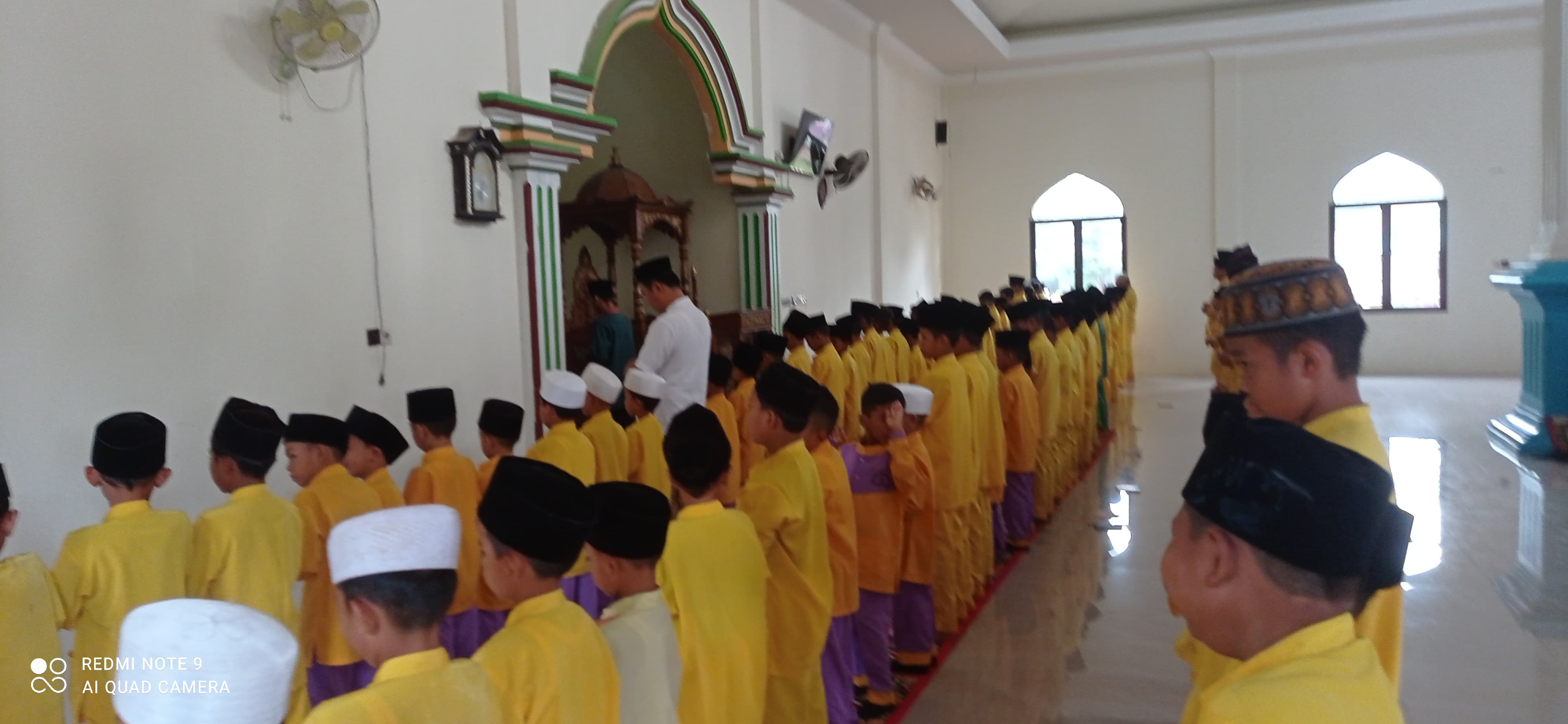 Siswa MIN 2 Lakukan Shalat Dhuha Setiap Awal Bulan