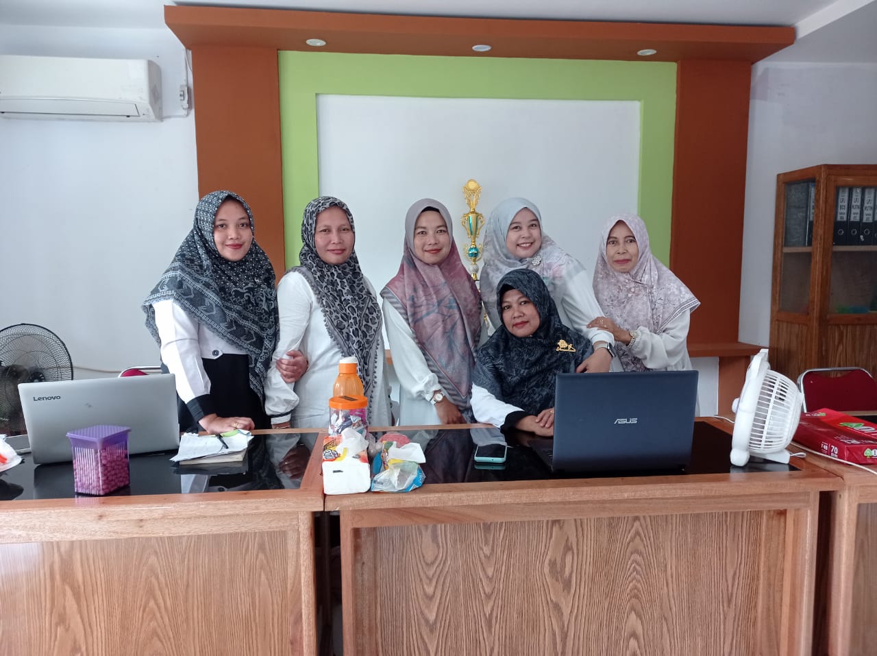 Kepala Madrasah Supervisi Tenaga Pendidik di MIN 2 Tanjung Jabung Timur