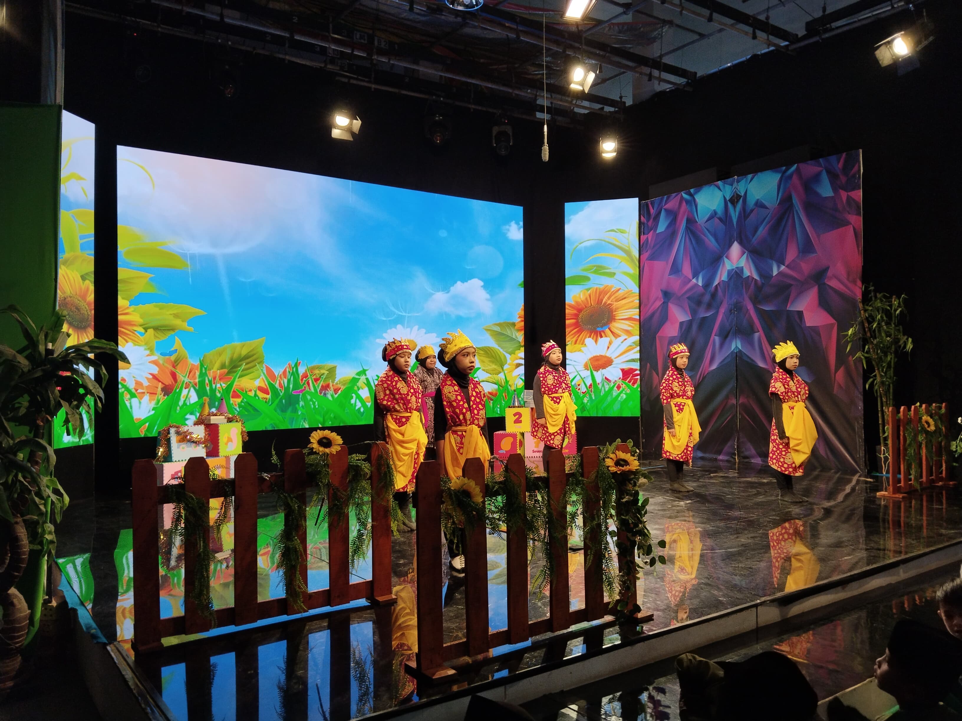 Wujudkan Siswa Cinta Budaya, MIN 2 Tanjung Jabung Timur Kembangkan Ekstrakurikuler Tari-tarian Daerah