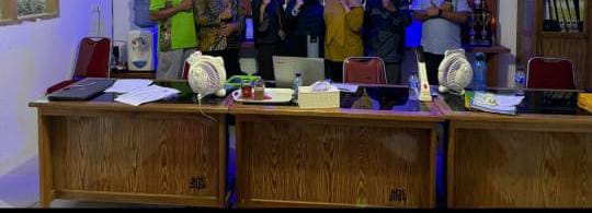 Inventarisasi Aset, MIN 2 Tanjung Jabung Timur Berikan Pelabelan pada Barang Inventaris