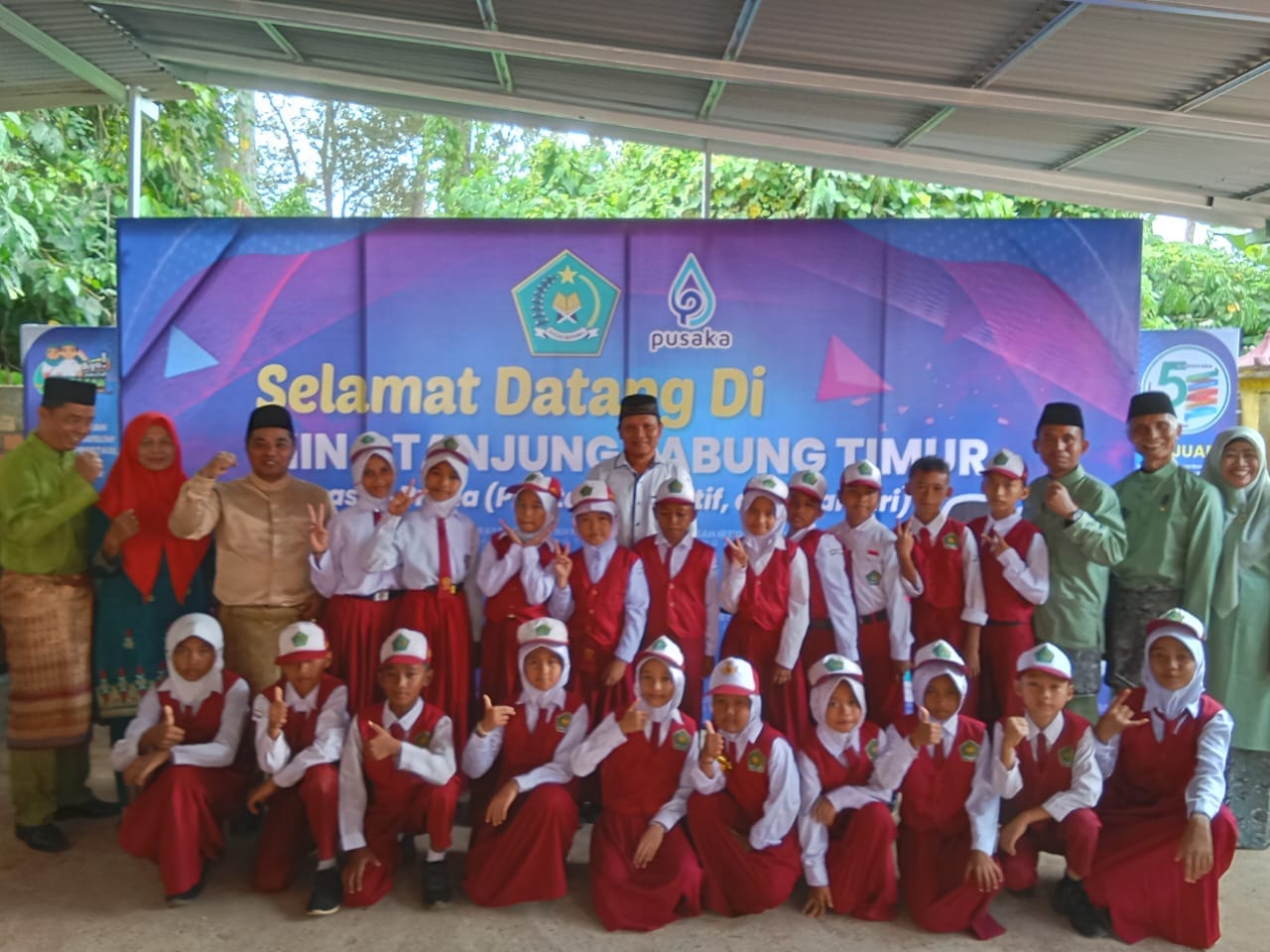 MANTABKAN PERSIAPAN HARI GURU, MIN 2 TANJUNG JABUNG TIMUR RUTINKAN LATIHAN PADUAN SUARA 