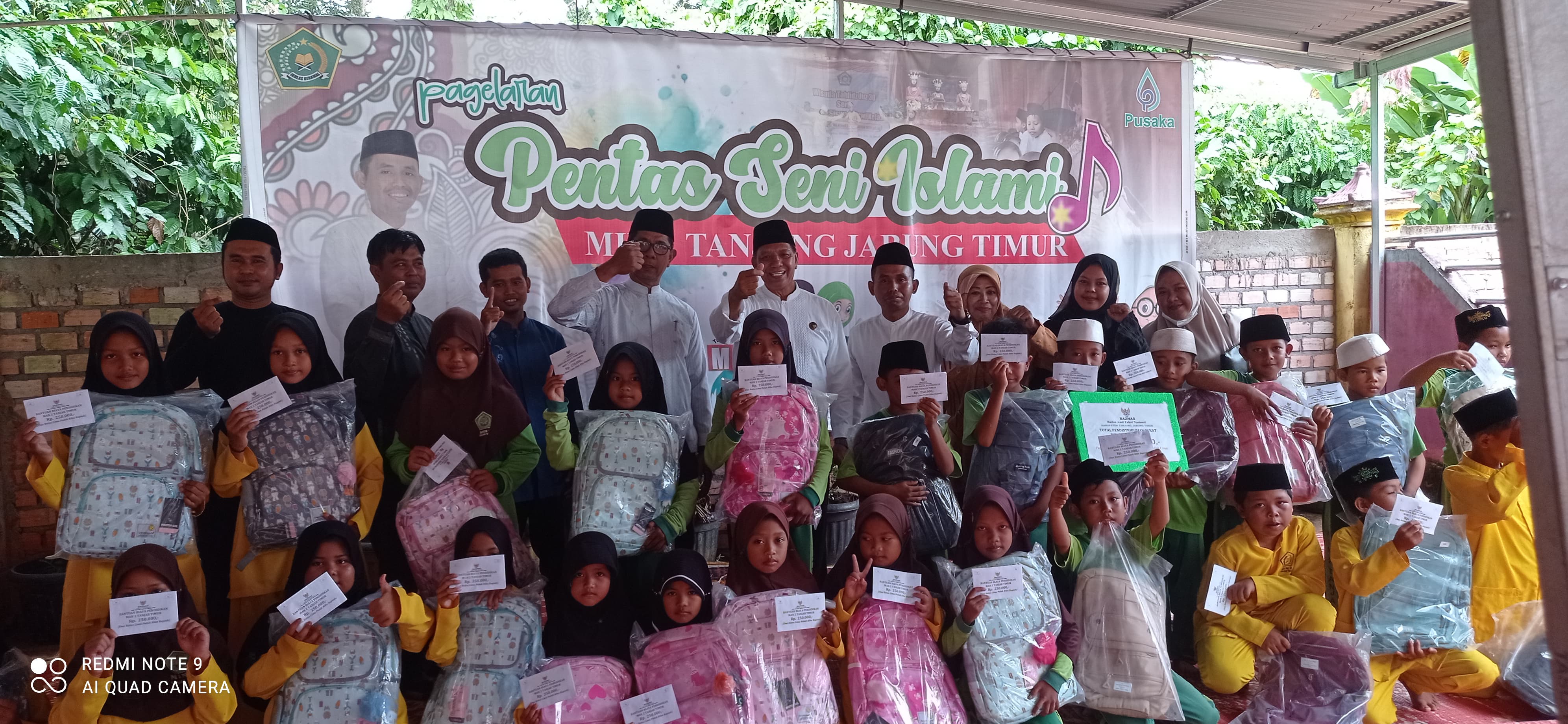 BAZNAS Berikan Bantuan kepada Siswa-Siswi MIN 2 Tanjung Jabung Timur