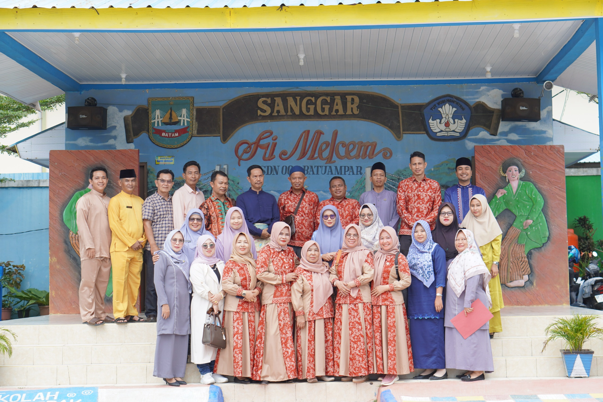 Kepala MIN 2 Tanjung Jabung Timur Ikuti tour edukasi to Batam